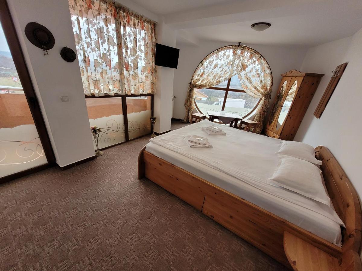 Motel Minerva Tîrgu Ocna Eksteriør billede